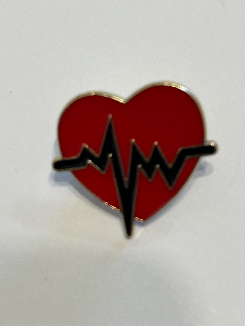 Red Heart Pulse Enamel Pin - Stylish Wearable Accessory